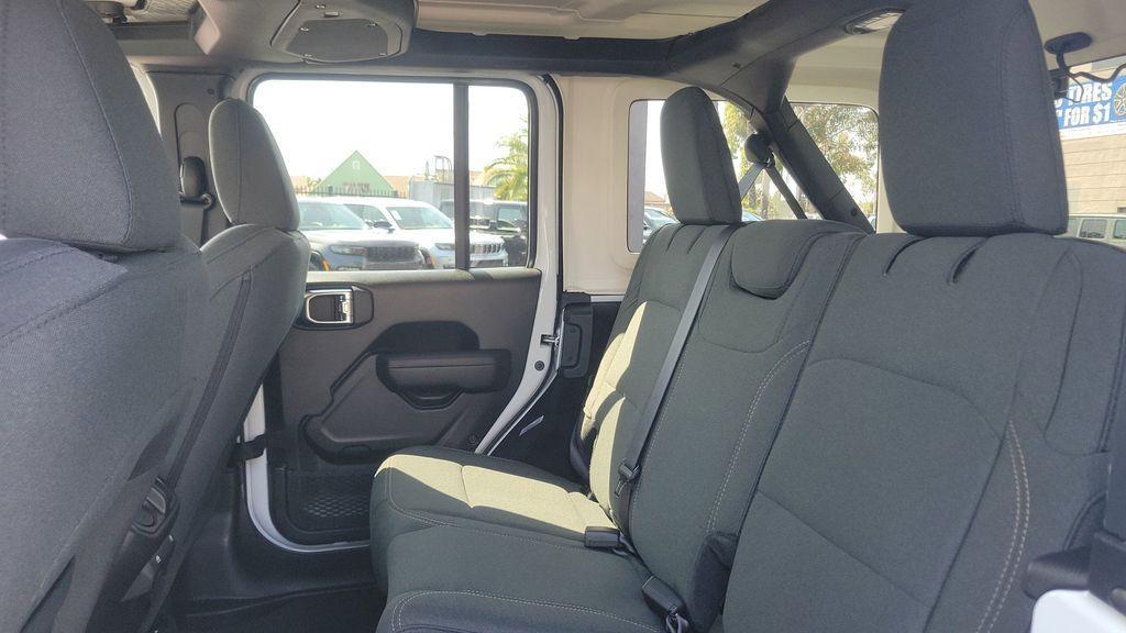 new 2025 Jeep Wrangler car, priced at $39,050