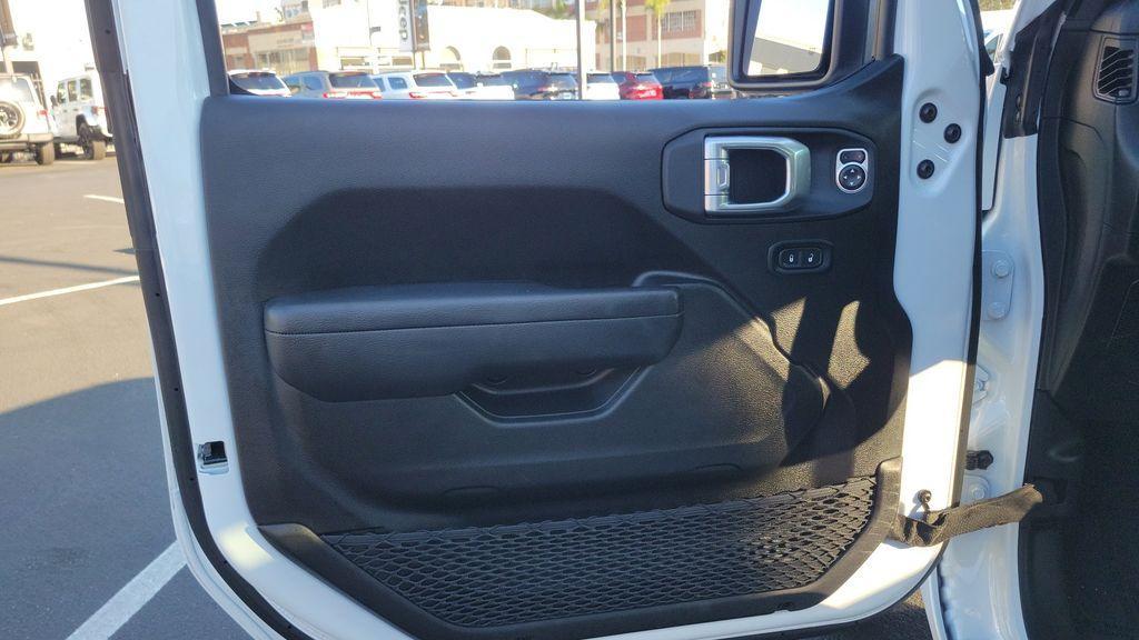 used 2025 Jeep Wrangler car, priced at $40,519