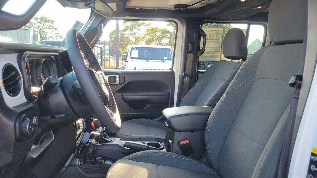 used 2025 Jeep Wrangler car, priced at $40,519