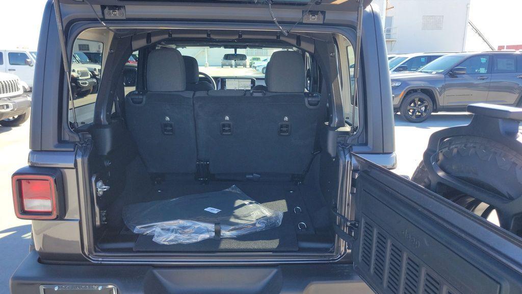 new 2025 Jeep Wrangler car, priced at $39,645