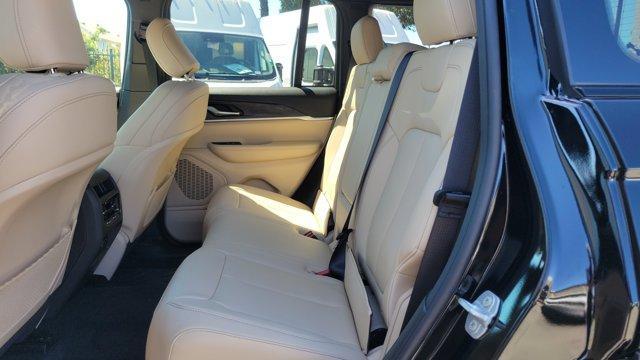 new 2025 Jeep Grand Cherokee car, priced at $50,010