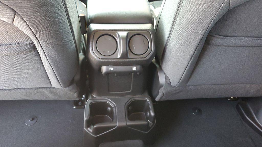 new 2025 Jeep Wrangler car, priced at $46,148
