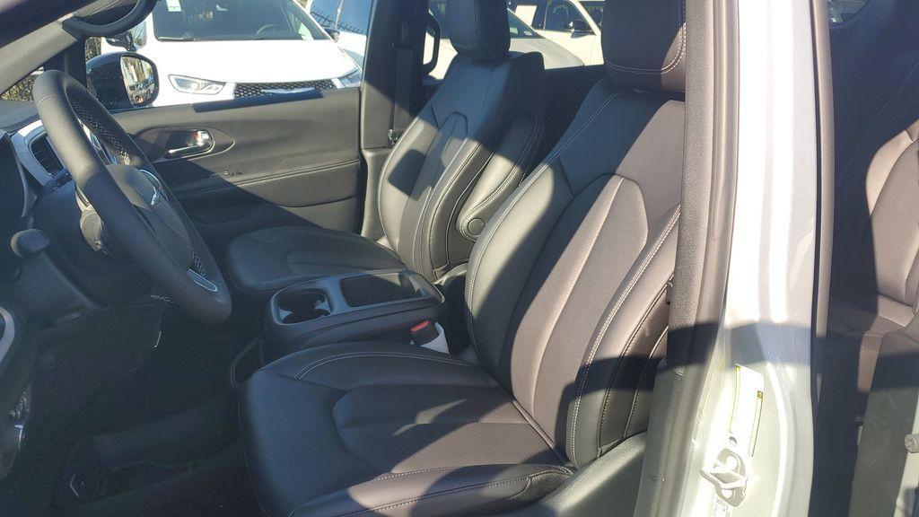 new 2026 Chrysler Pacifica car, priced at $43,185