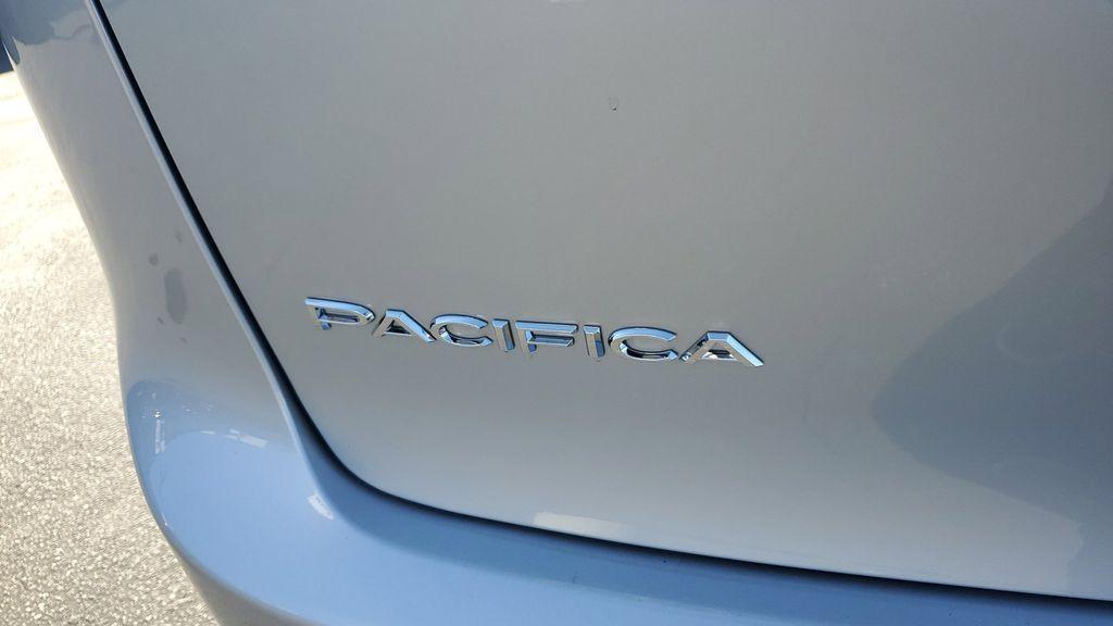 new 2026 Chrysler Pacifica car, priced at $43,185
