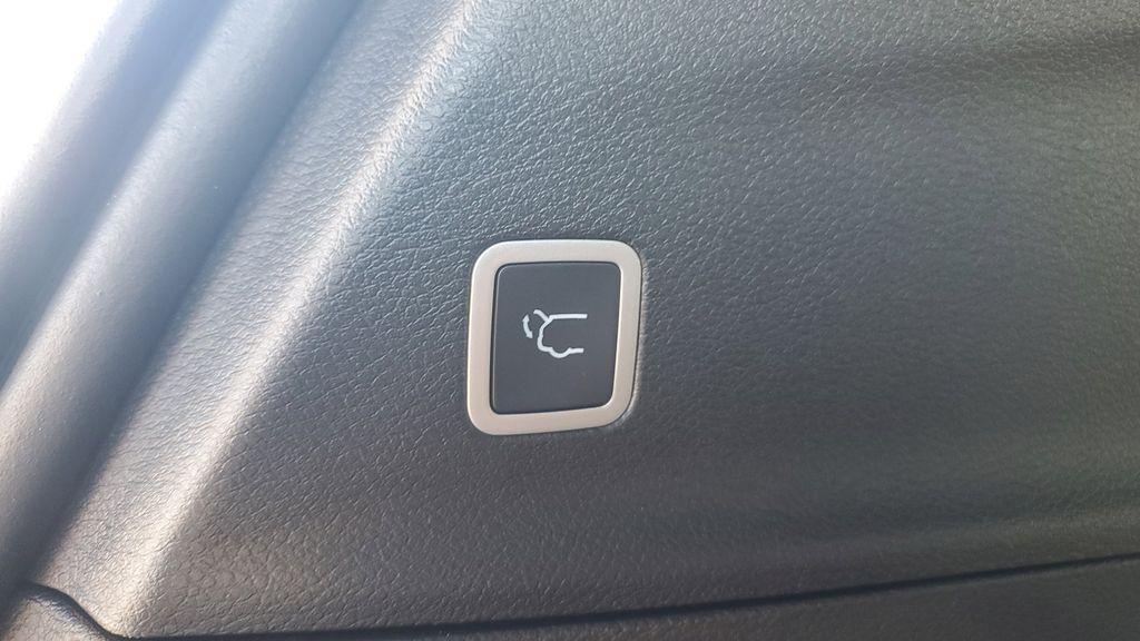 new 2026 Chrysler Pacifica car, priced at $43,185