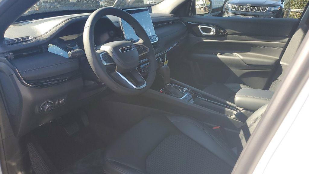 new 2026 Jeep Compass car, priced at $32,109