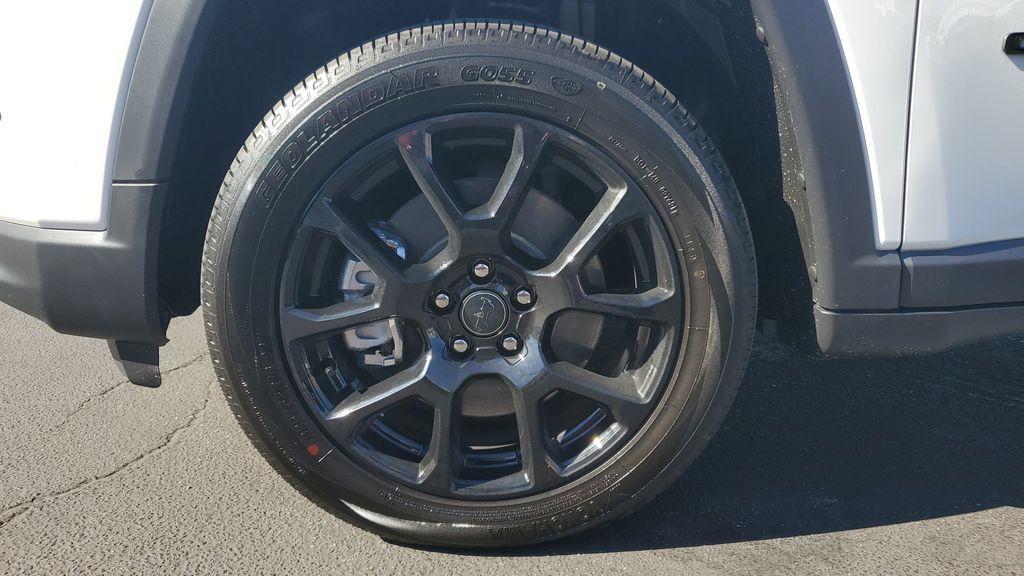 new 2026 Jeep Compass car, priced at $32,109