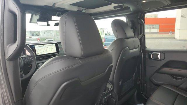 new 2025 Jeep Gladiator car, priced at $64,740