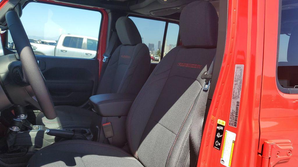 new 2025 Jeep Wrangler car, priced at $59,429