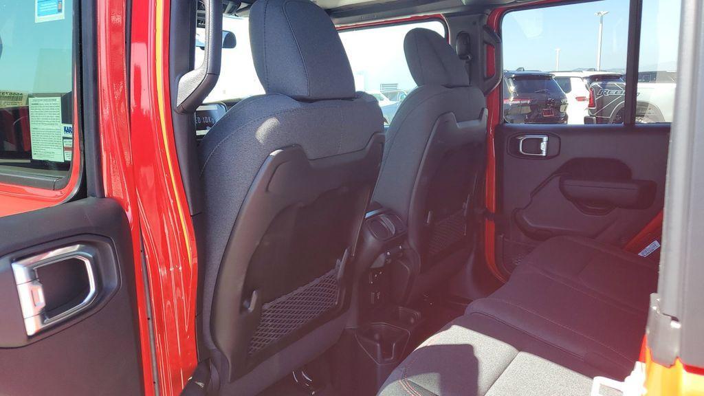 new 2025 Jeep Wrangler car, priced at $59,429