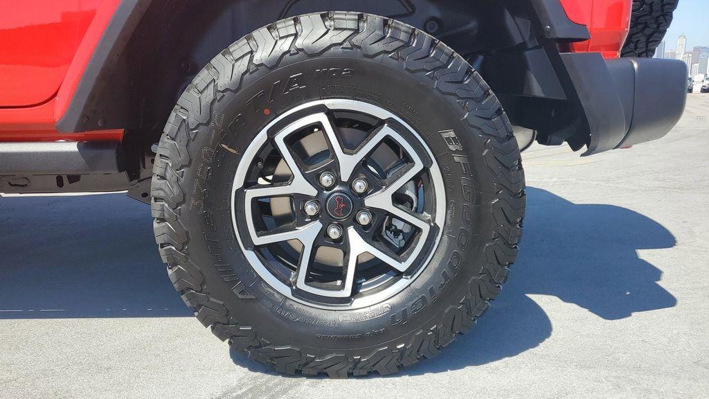 new 2025 Jeep Wrangler car, priced at $59,429