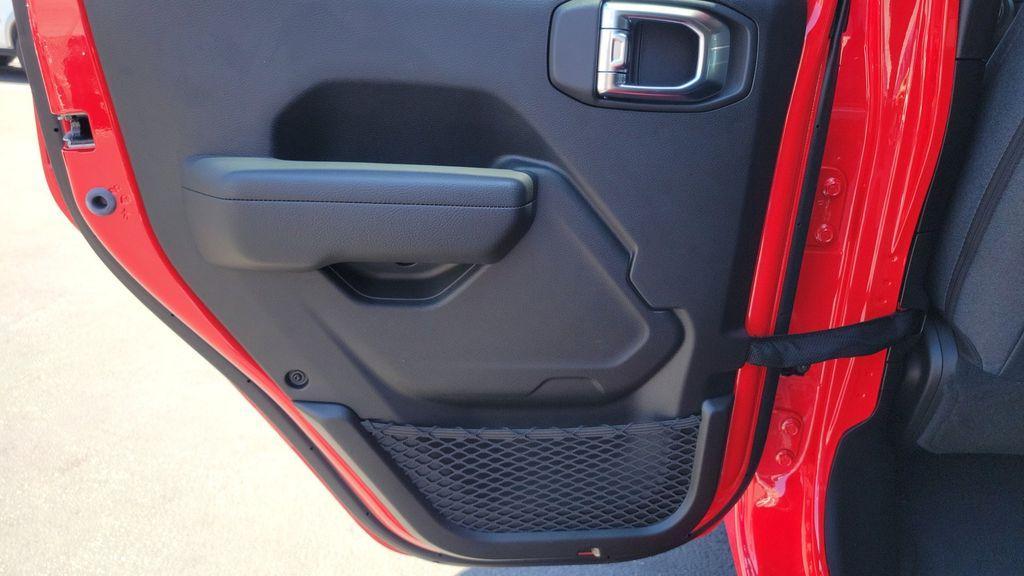 new 2025 Jeep Wrangler car, priced at $39,645