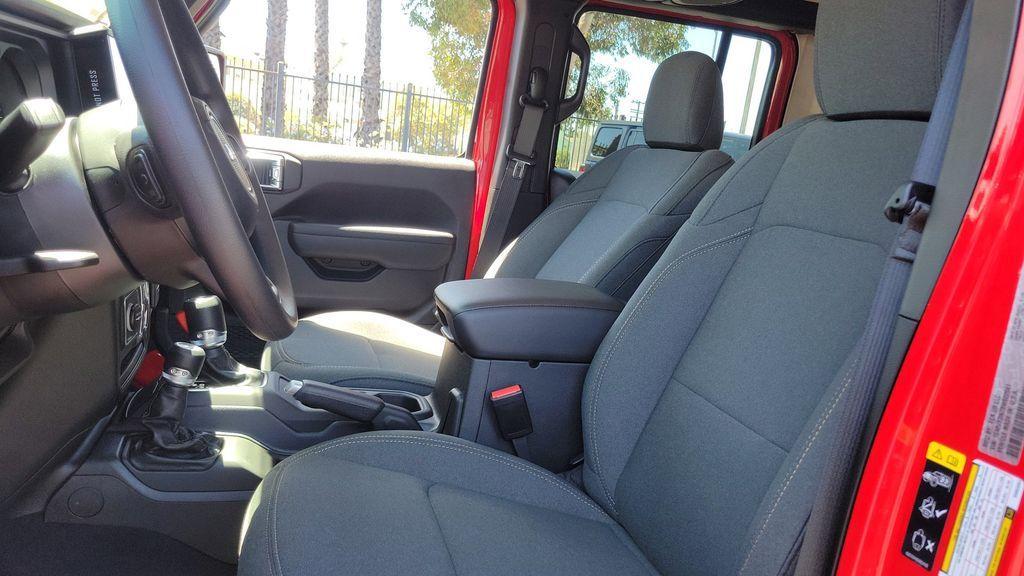 new 2025 Jeep Wrangler car, priced at $39,645