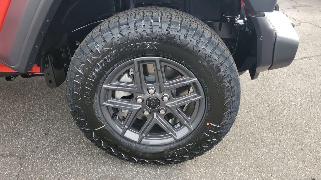 new 2025 Jeep Wrangler car, priced at $41,995