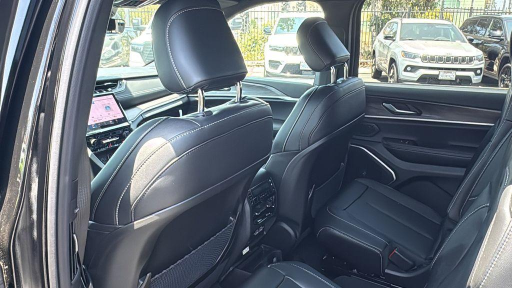 new 2025 Jeep Grand Cherokee L car, priced at $52,787