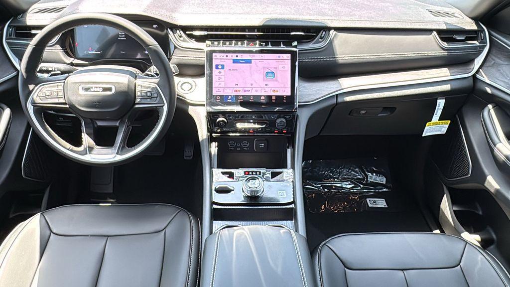 new 2025 Jeep Grand Cherokee L car, priced at $52,787