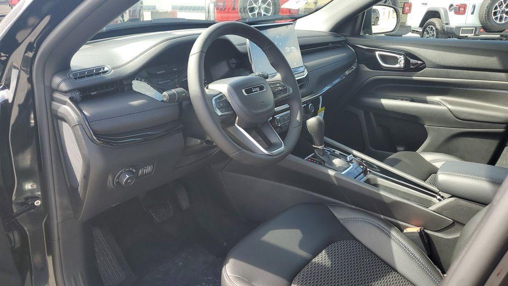 new 2026 Jeep Compass car, priced at $33,185