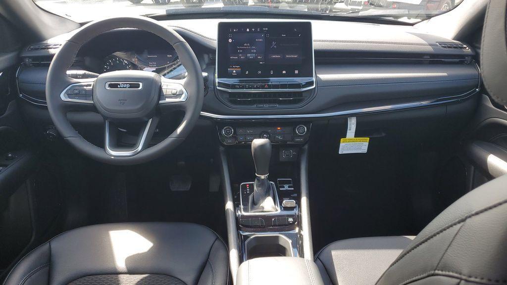 new 2026 Jeep Compass car, priced at $33,185