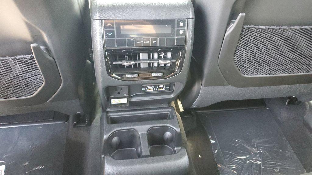 new 2025 Jeep Grand Cherokee L car, priced at $44,672