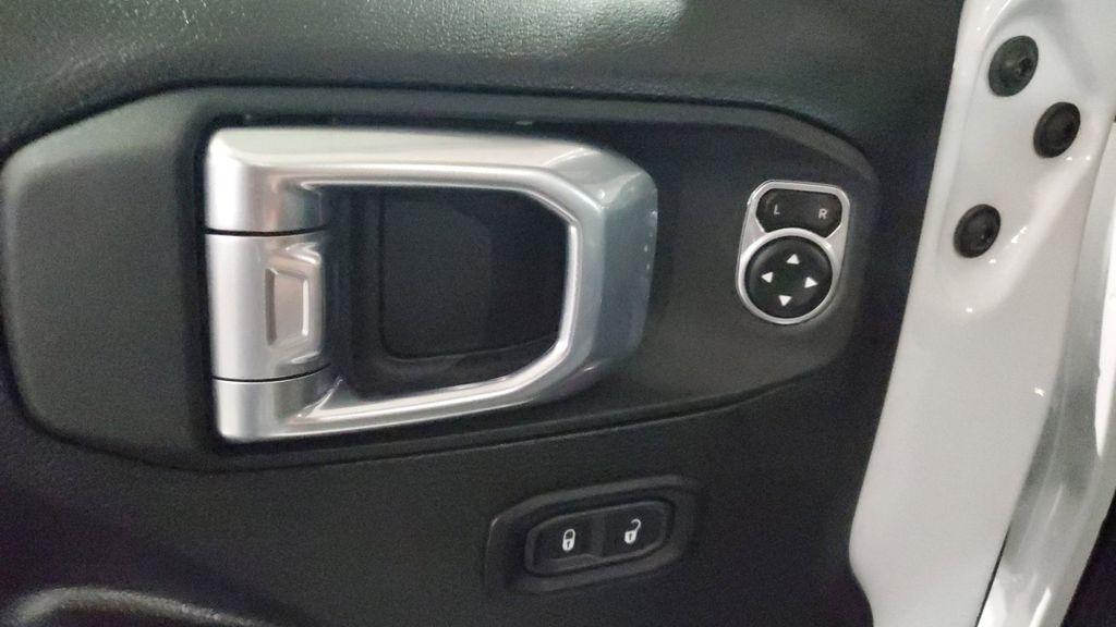 used 2025 Jeep Gladiator car, priced at $39,919