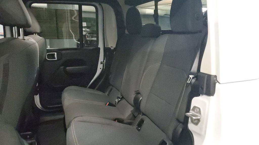 used 2025 Jeep Gladiator car, priced at $39,919