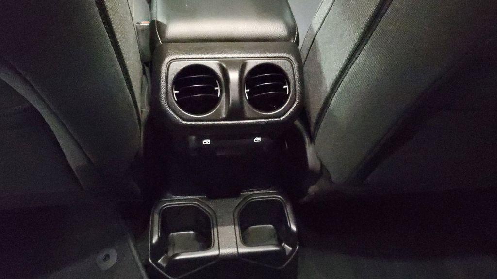 used 2025 Jeep Gladiator car, priced at $39,919