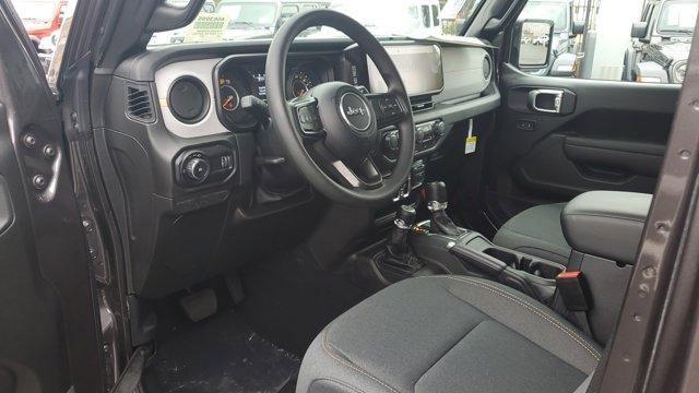 new 2025 Jeep Wrangler car, priced at $40,212