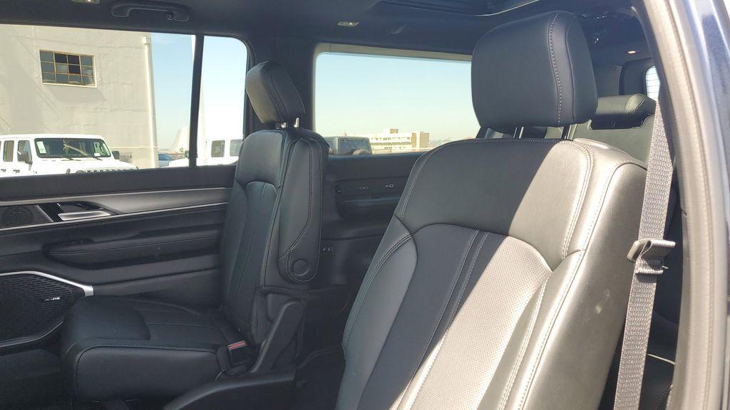 new 2025 Jeep Wagoneer L car, priced at $79,425