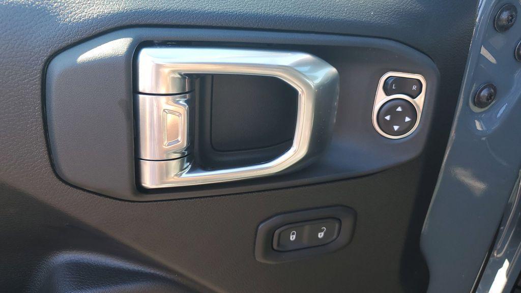 new 2026 Jeep Wrangler car, priced at $52,295