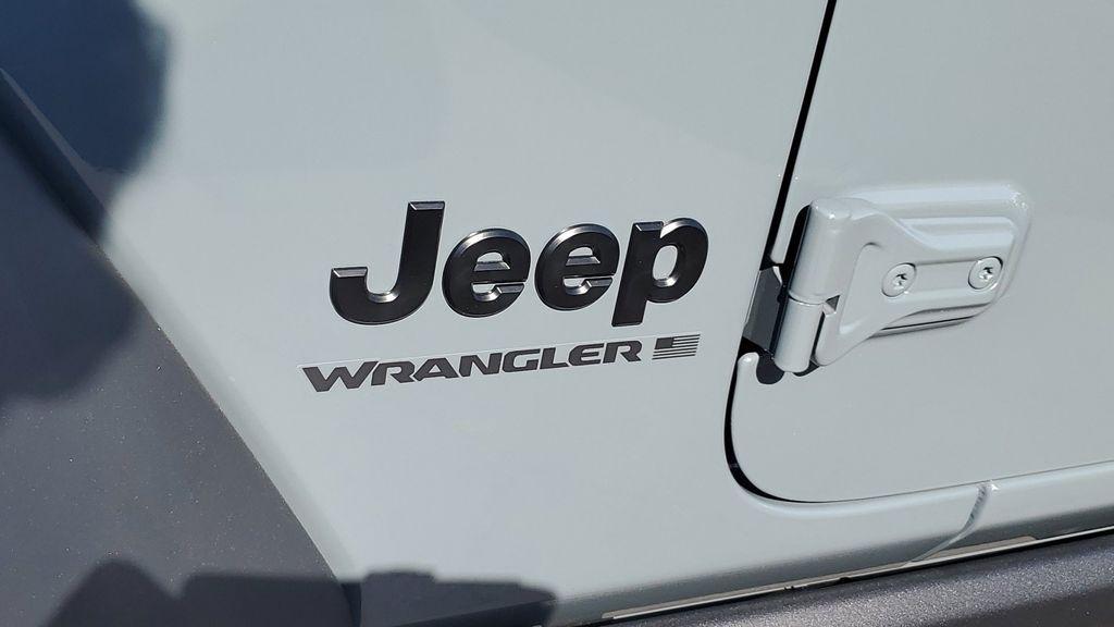 new 2026 Jeep Wrangler car, priced at $52,295