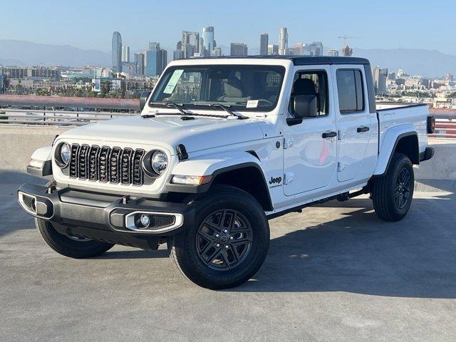 new 2024 Jeep Gladiator car, priced at $44,135