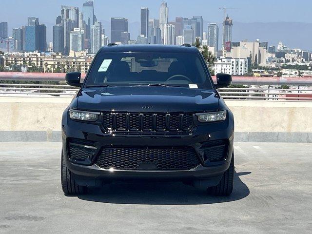 new 2024 Jeep Grand Cherokee car, priced at $45,080