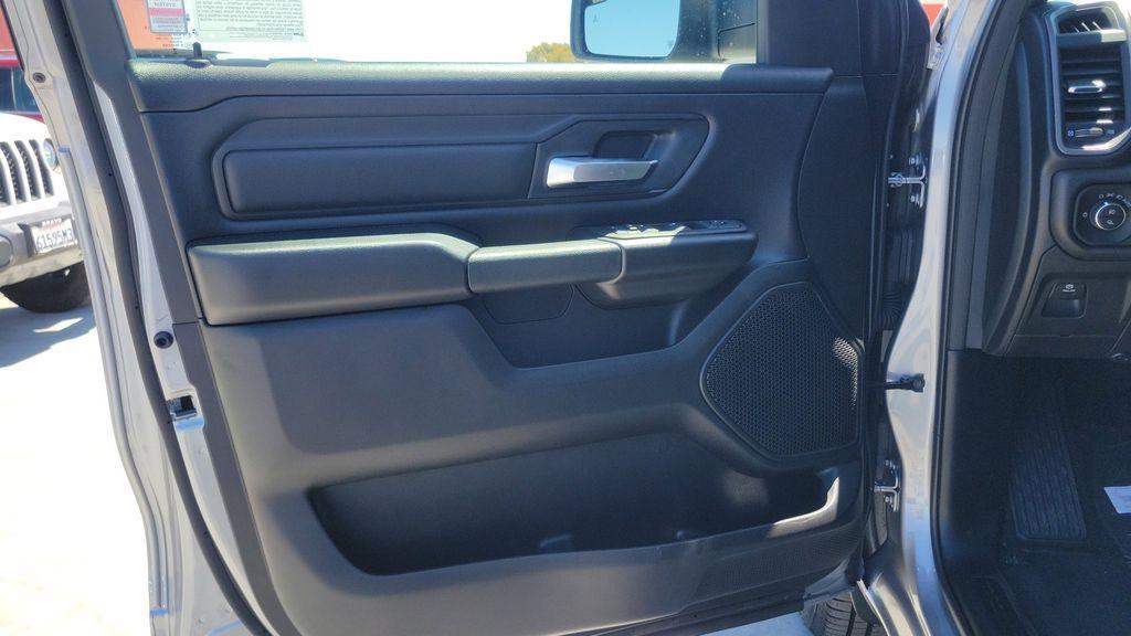 new 2025 Ram 1500 car, priced at $43,979