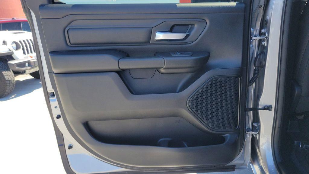 new 2025 Ram 1500 car, priced at $43,979