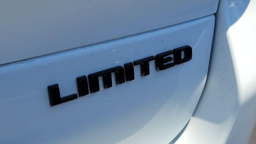 new 2025 Jeep Grand Cherokee L car, priced at $55,117