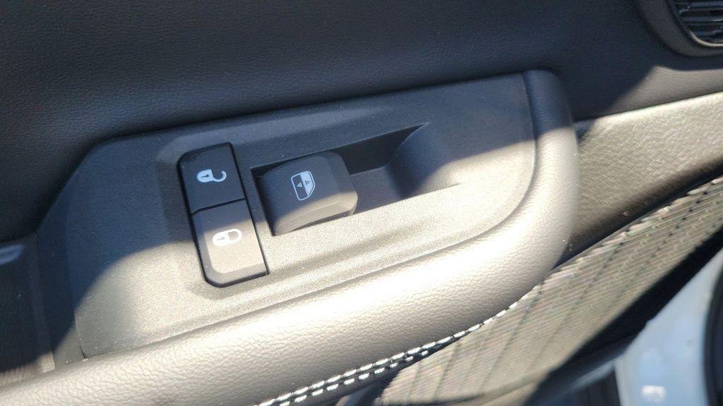 new 2025 Jeep Grand Cherokee L car, priced at $55,117