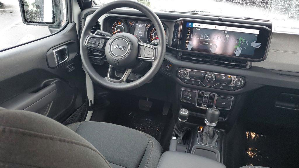 new 2025 Jeep Wrangler car, priced at $37,676
