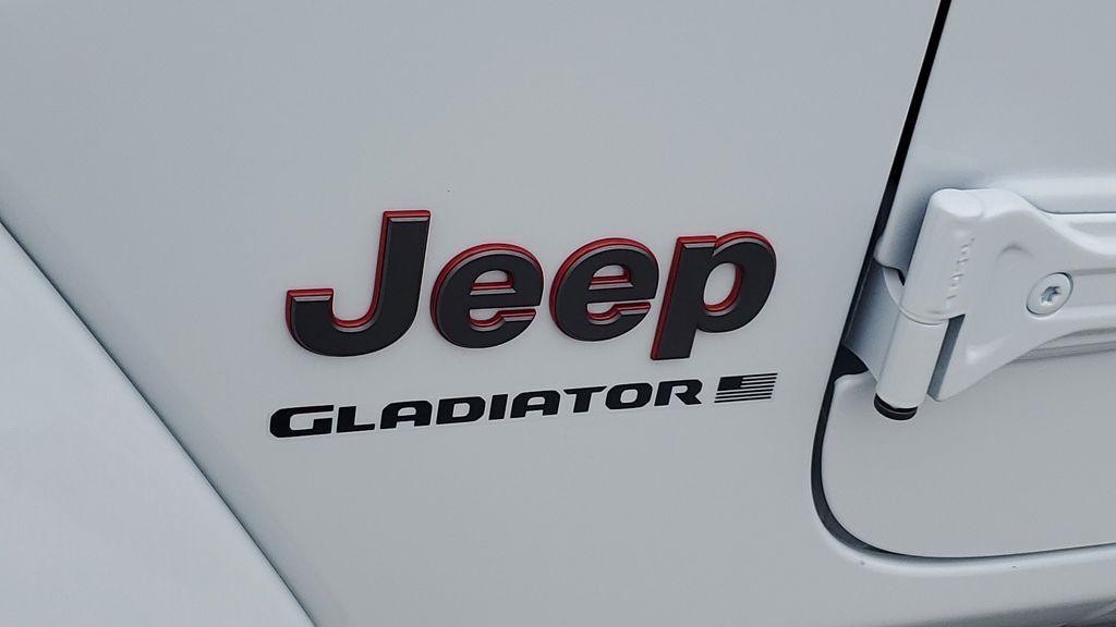 new 2025 Jeep Gladiator car, priced at $58,150
