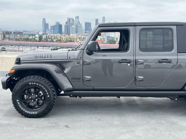 new 2024 Jeep Gladiator car, priced at $54,370