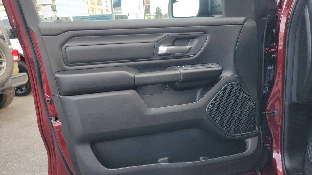 new 2025 Ram 1500 car, priced at $45,443