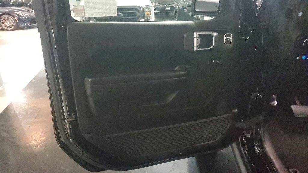 used 2024 Jeep Wrangler 4xe car, priced at $35,919
