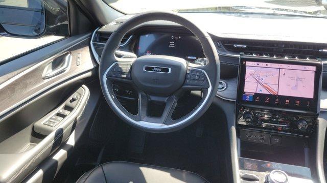 new 2025 Jeep Grand Cherokee car, priced at $52,735