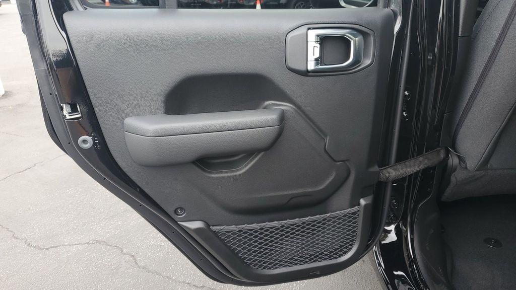 new 2026 Jeep Gladiator car, priced at $49,867