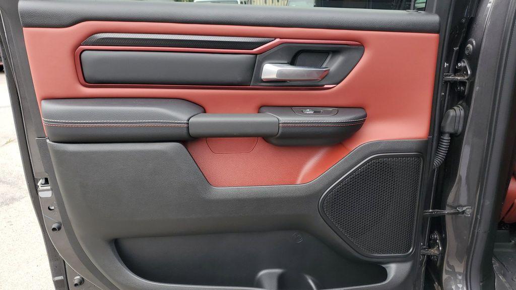 new 2025 Ram 1500 car