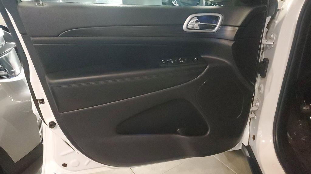 used 2021 Jeep Grand Cherokee car, priced at $20,919