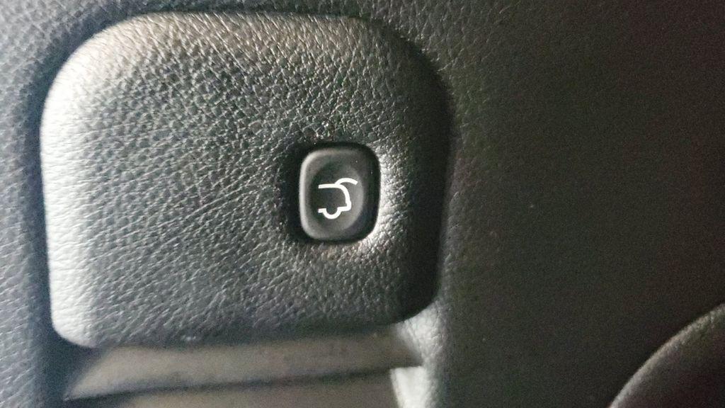 used 2021 Jeep Grand Cherokee car, priced at $20,919