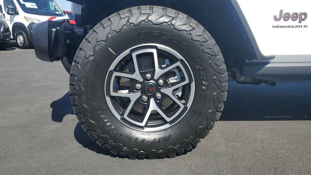 new 2025 Jeep Wrangler car, priced at $59,020