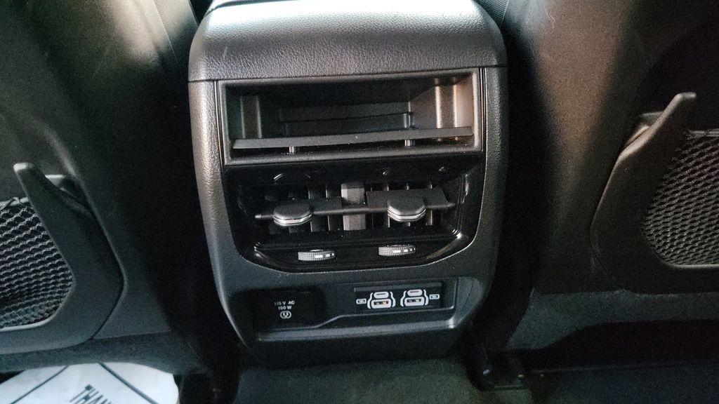 used 2025 Jeep Grand Cherokee car, priced at $35,919