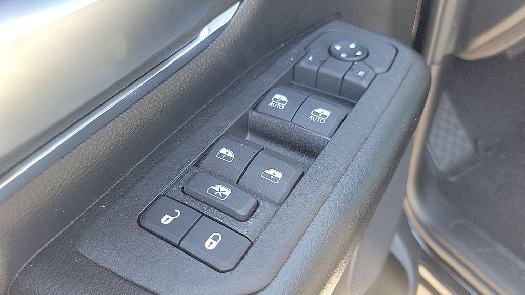 new 2025 Ram 1500 car, priced at $43,473