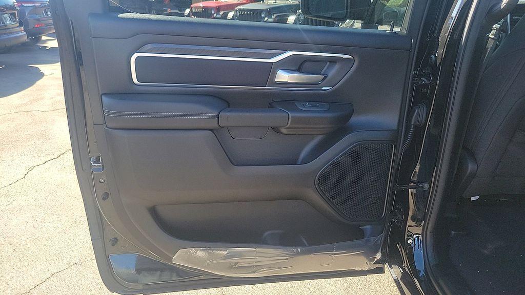 new 2025 Ram 1500 car, priced at $43,473